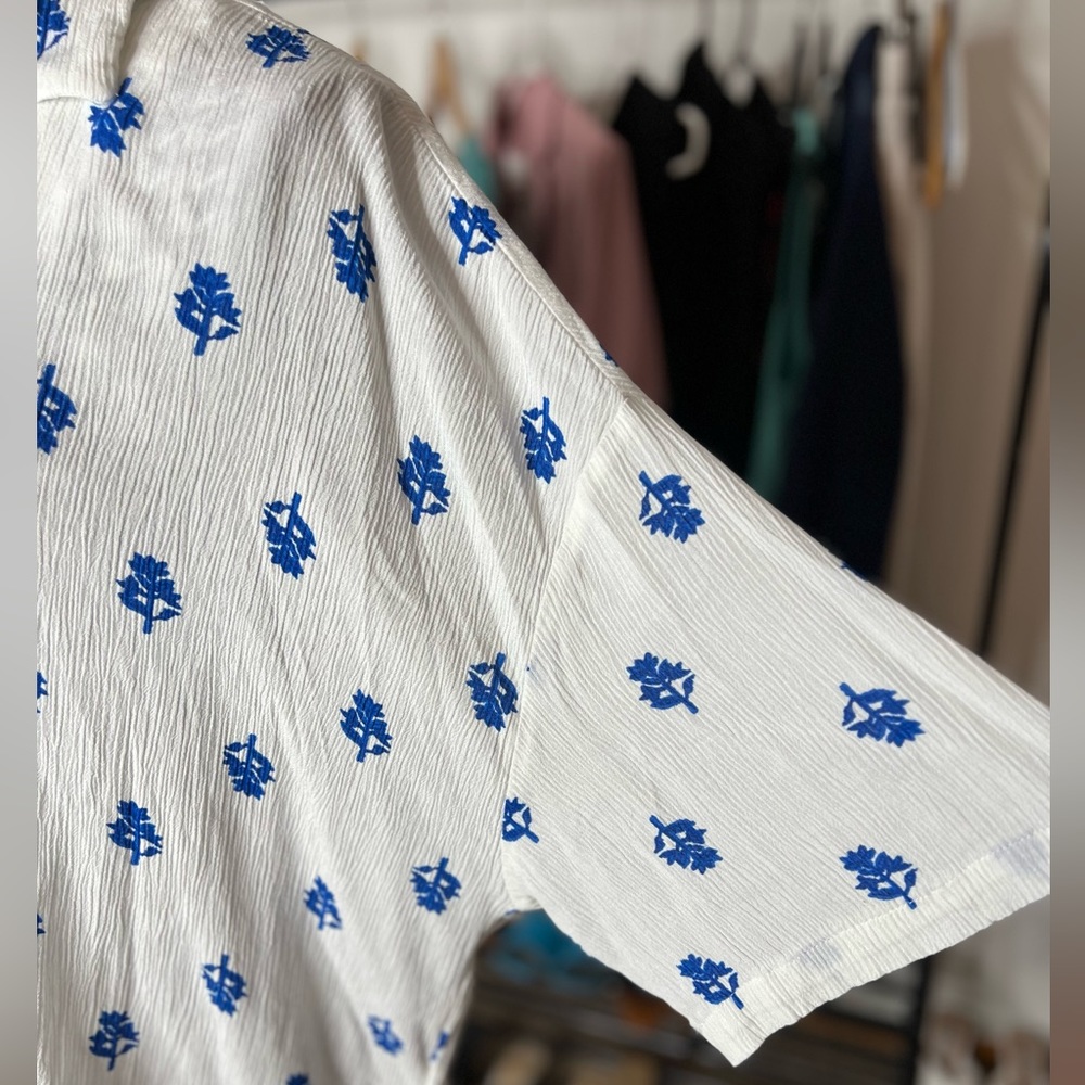 H&M Top ๐๐ค๐๐ค - Picture 5 of 5